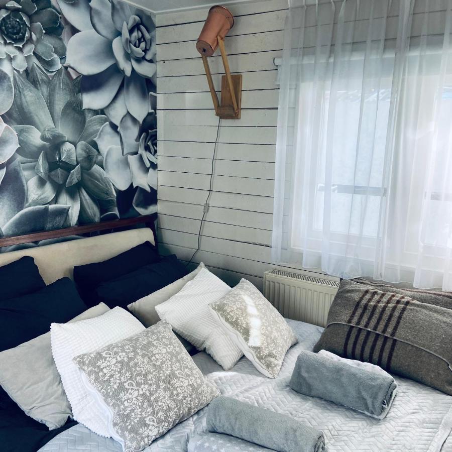 Bed and Breakfast Houseboat Bonnie Ámsterdam Exterior foto